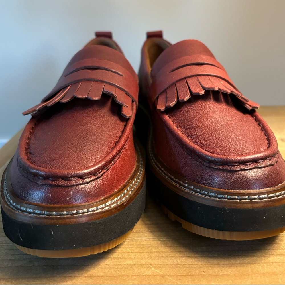 Clarks Women's Burgundy Fringe Loafers